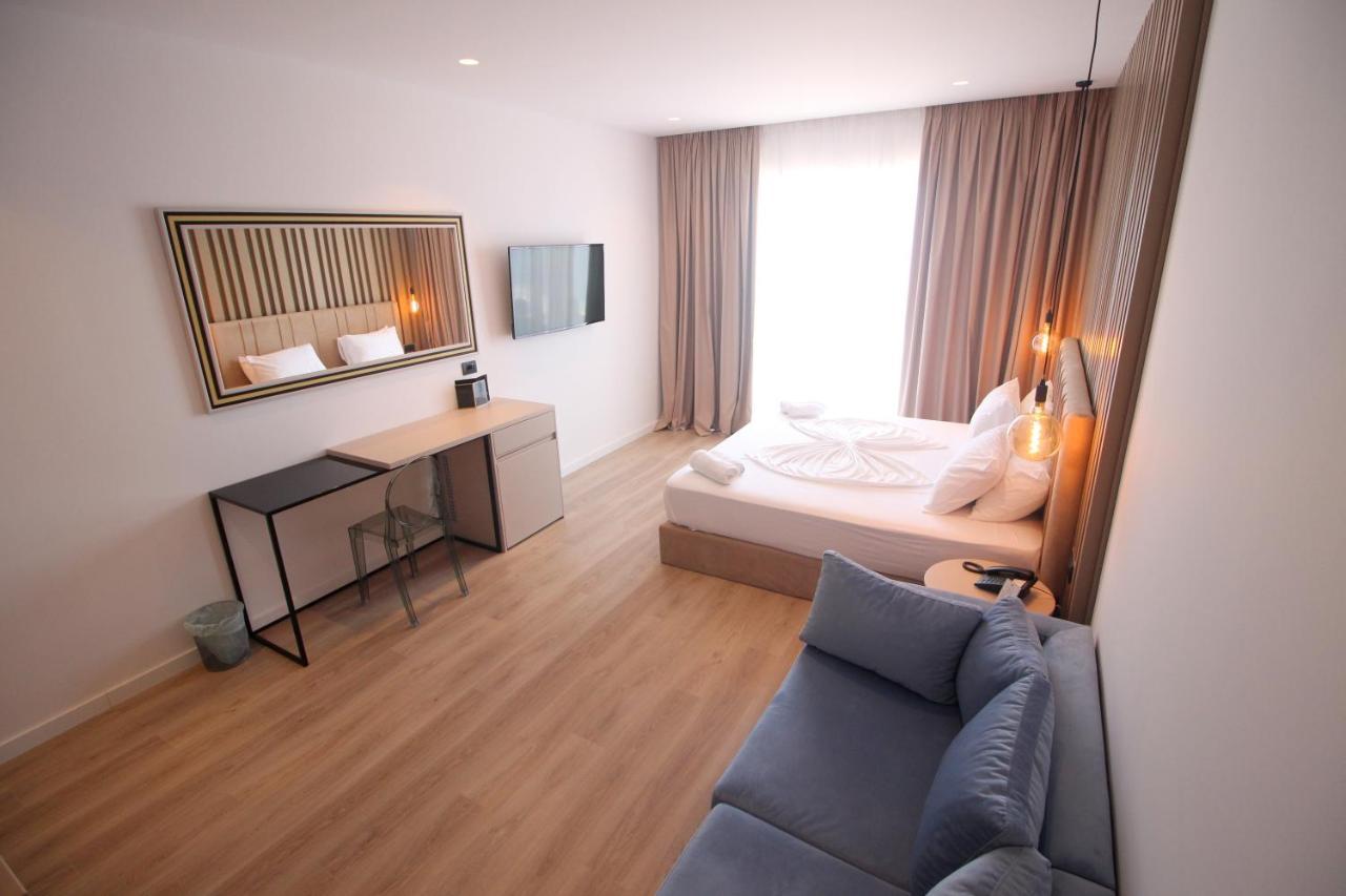 Andon Lapa Hotel & Spa Sarandë エクステリア 写真