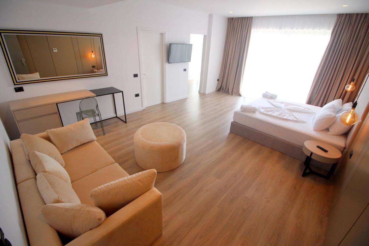 Andon Lapa Hotel & Spa Sarandë エクステリア 写真