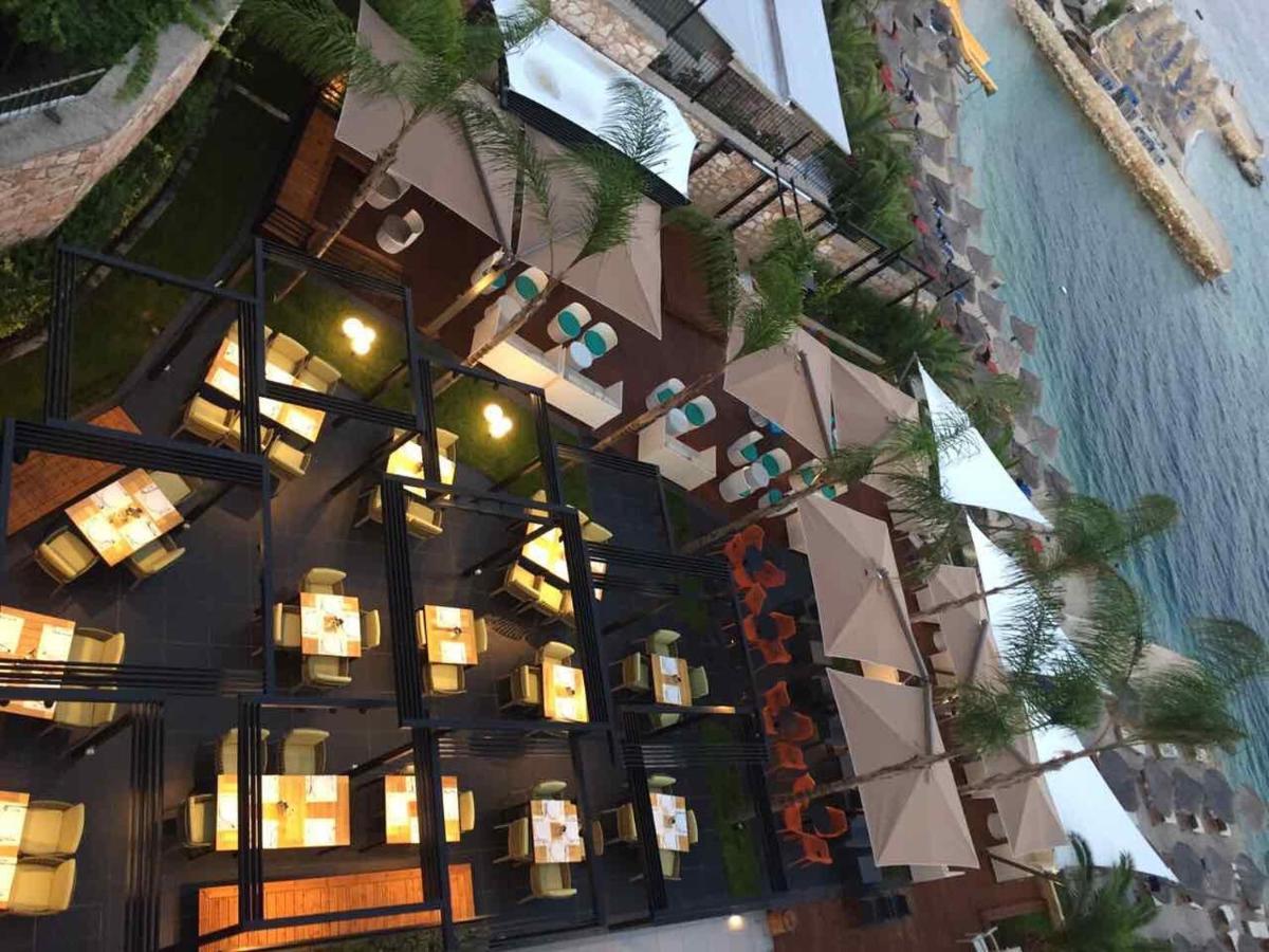 Andon Lapa Hotel & Spa Sarandë エクステリア 写真