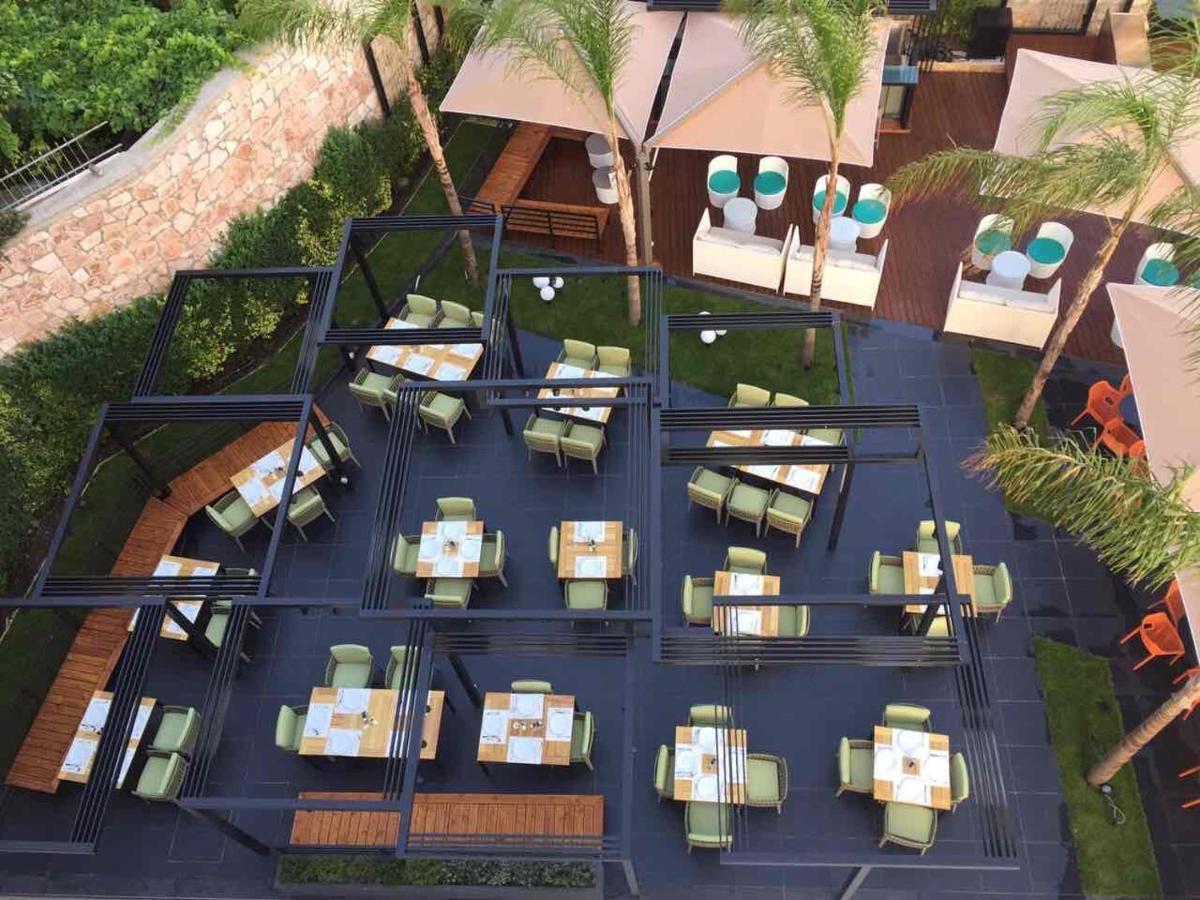 Andon Lapa Hotel & Spa Sarandë エクステリア 写真