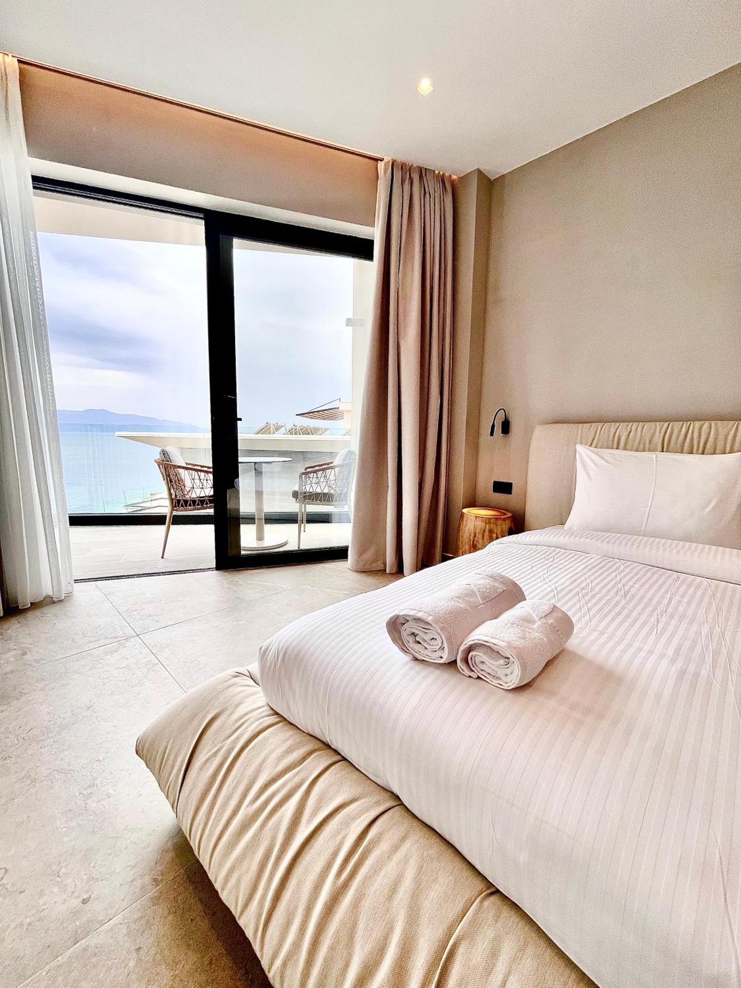 Andon Lapa Hotel & Spa Sarandë エクステリア 写真