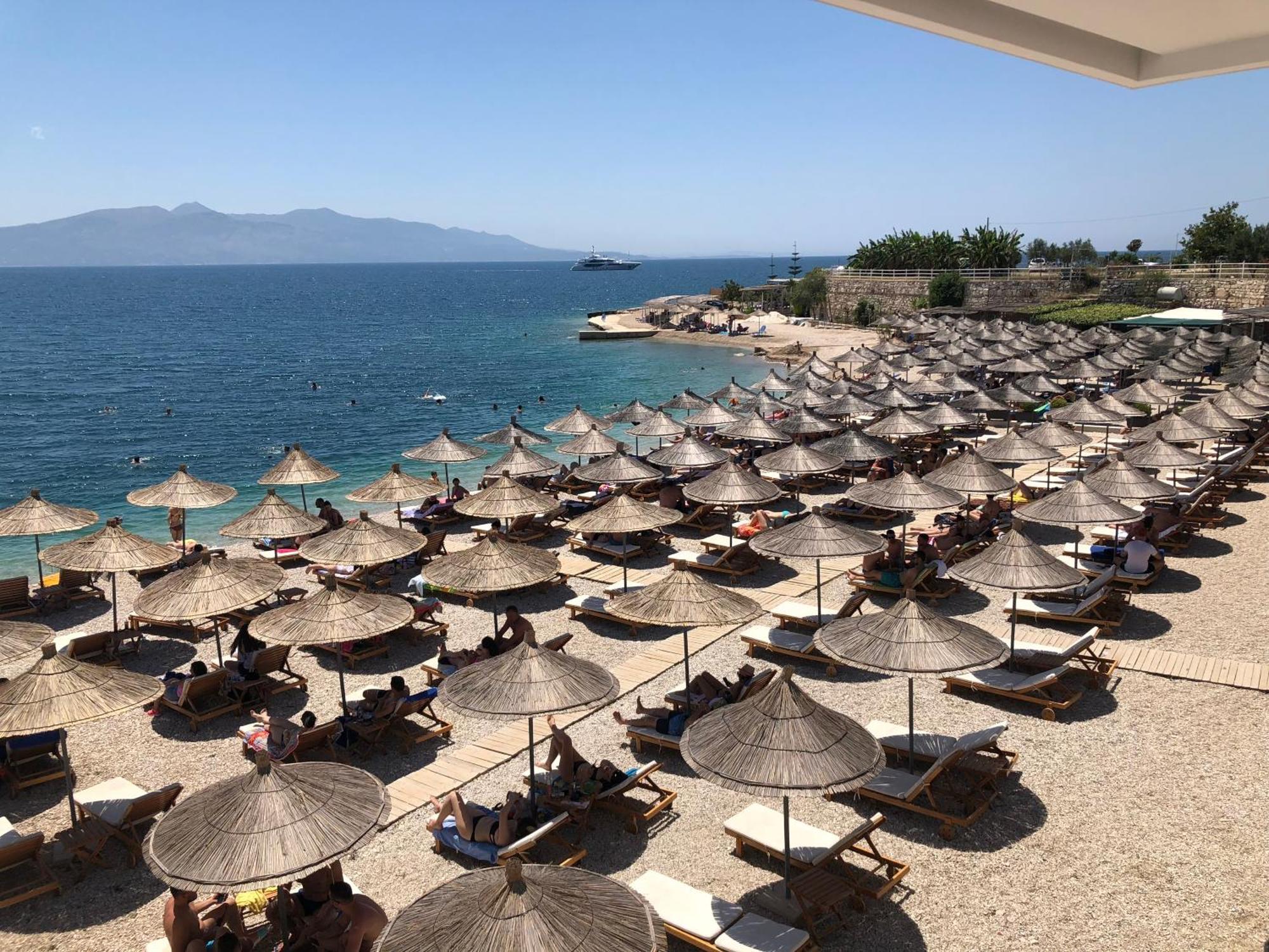 Andon Lapa Hotel & Spa Sarandë エクステリア 写真